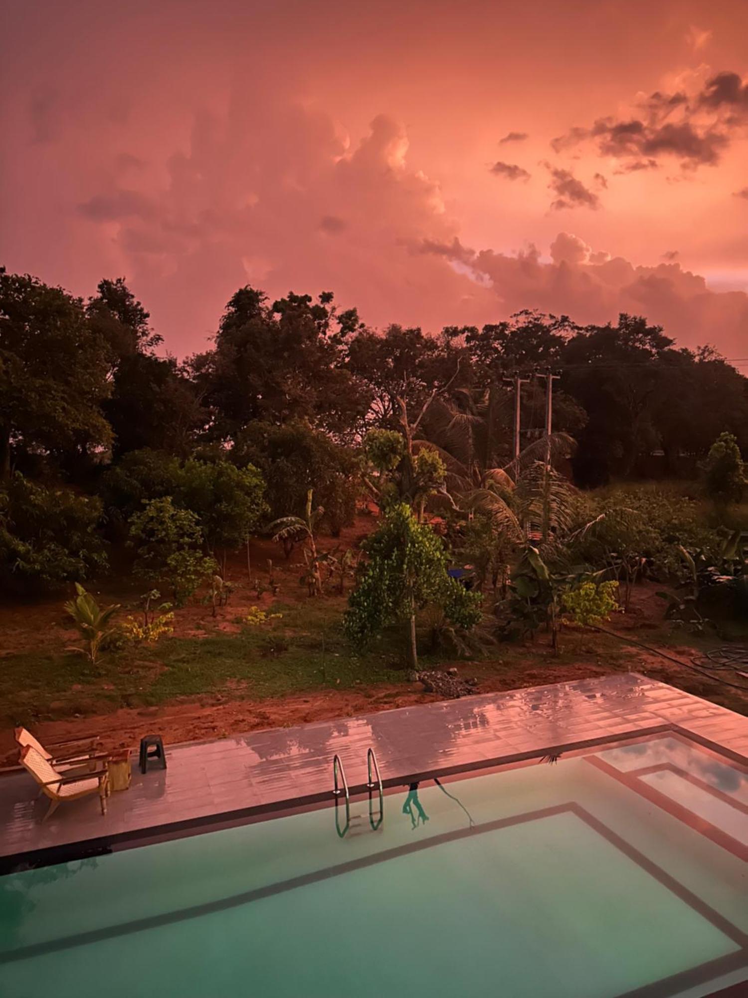 Bungalow Resort - สิกิริยา ภายนอก รูปภาพ